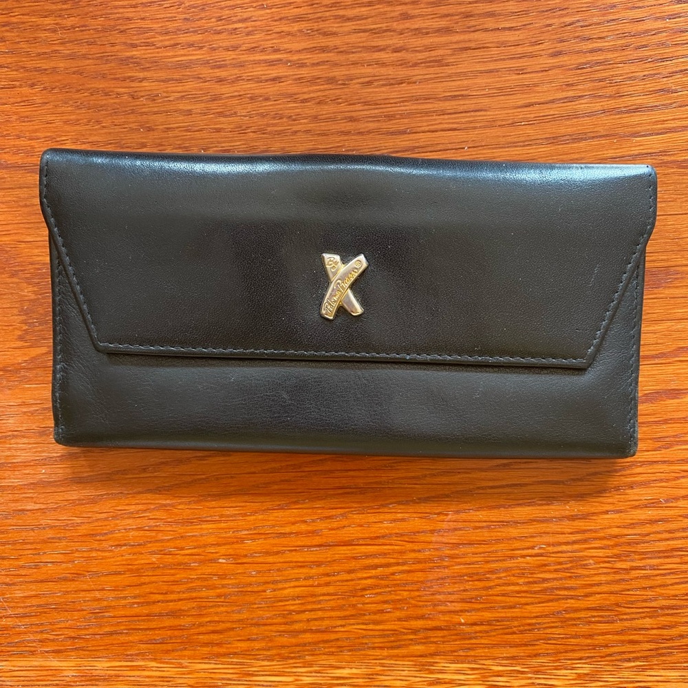 Paloma Picasso black leather bifold wallet. GUC
